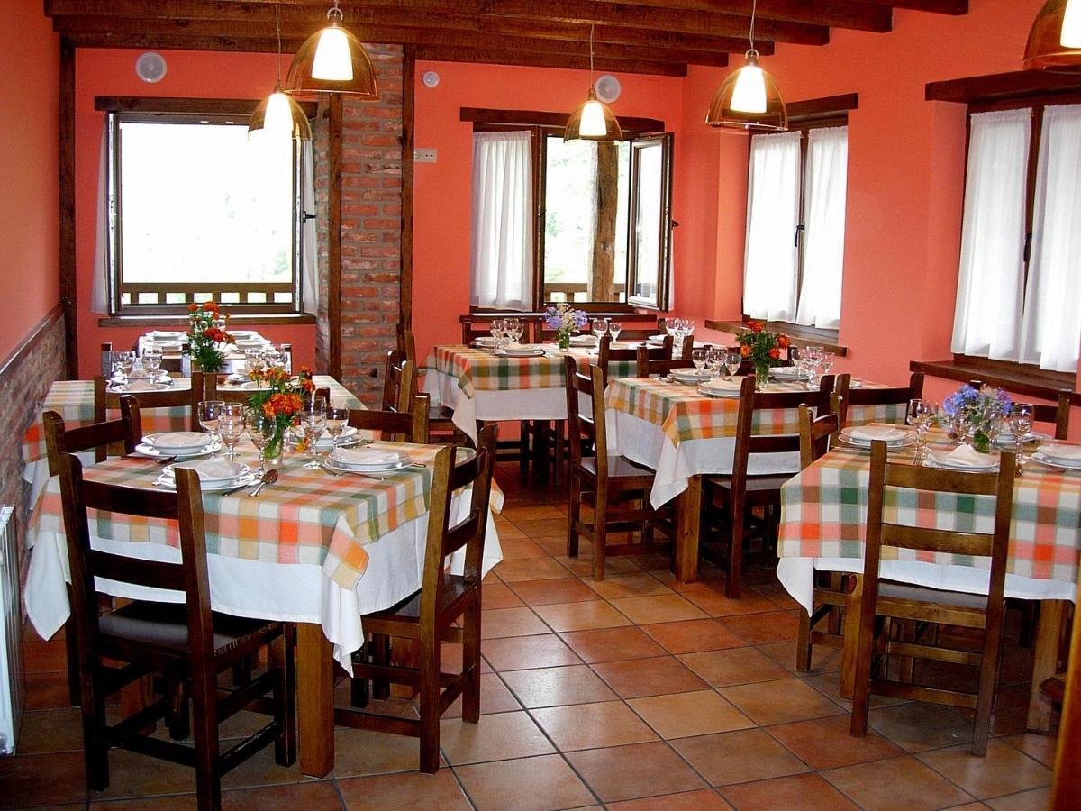 La Posada De Cucayo Dobres Bagian luar foto