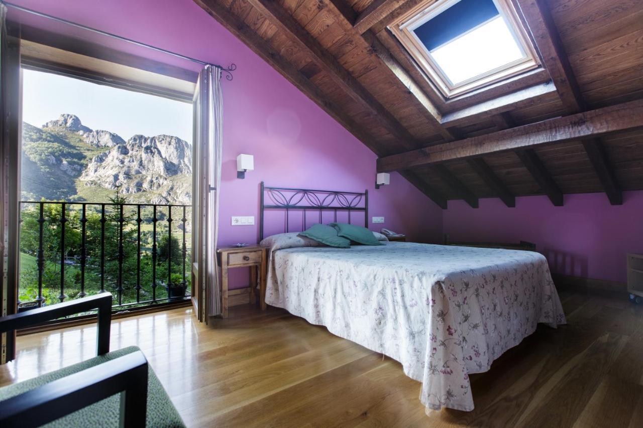La Posada De Cucayo Dobres Bagian luar foto