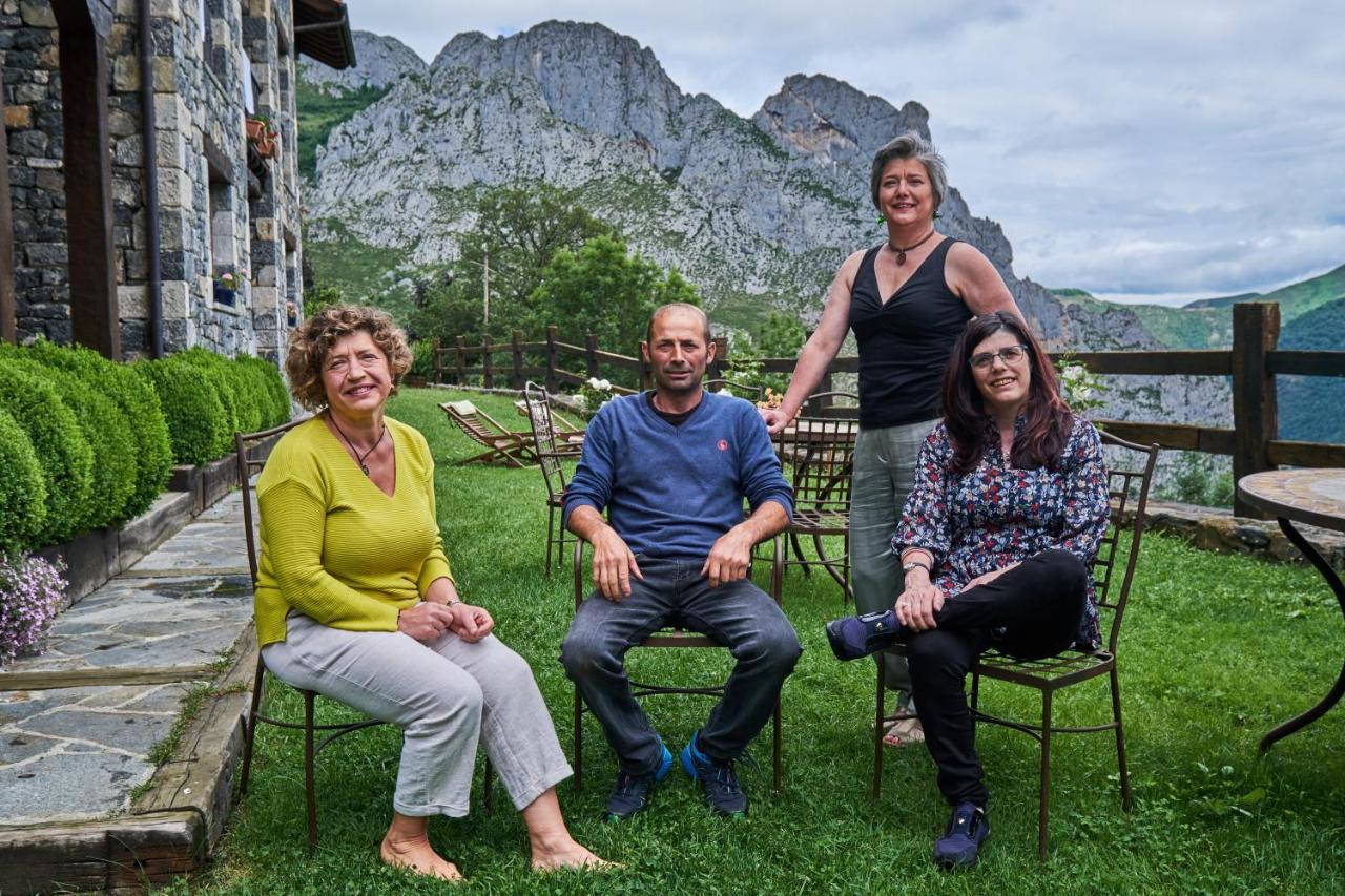 La Posada De Cucayo Dobres Bagian luar foto