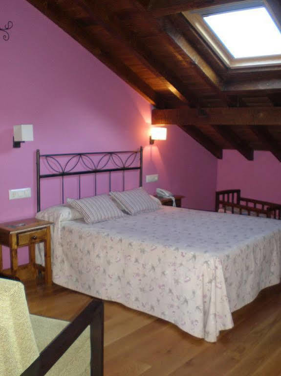 La Posada De Cucayo Dobres Bagian luar foto